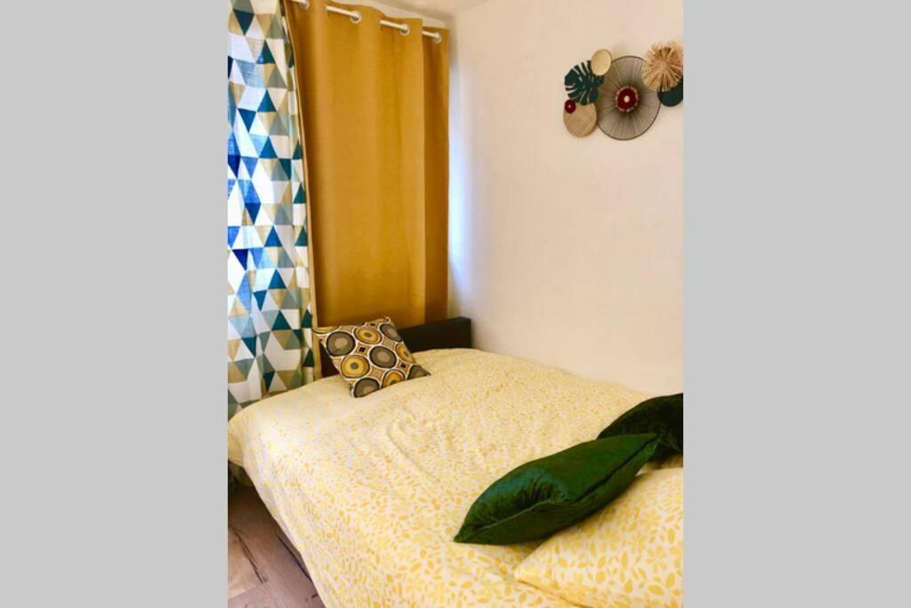 Charmant Studio Prado Perier Proche Des Plages Марсилия Екстериор снимка